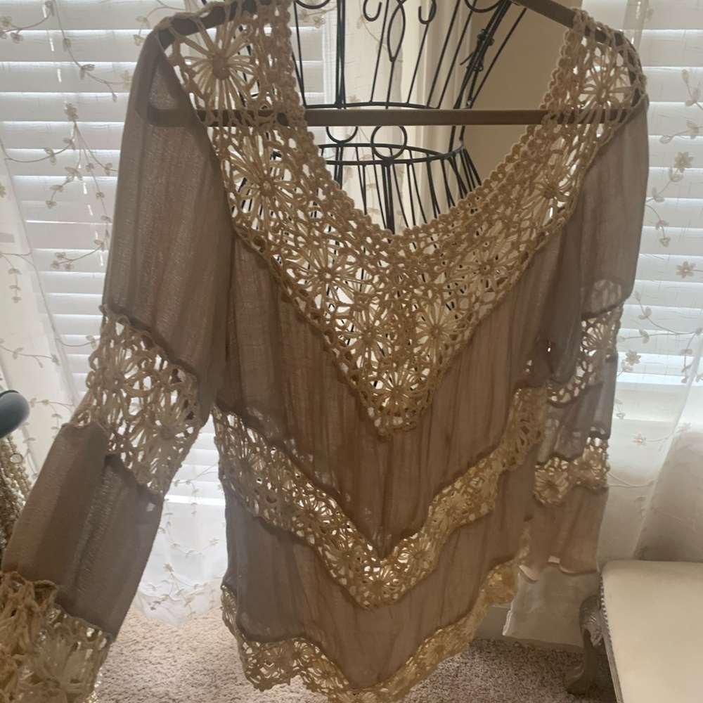 Lace top
